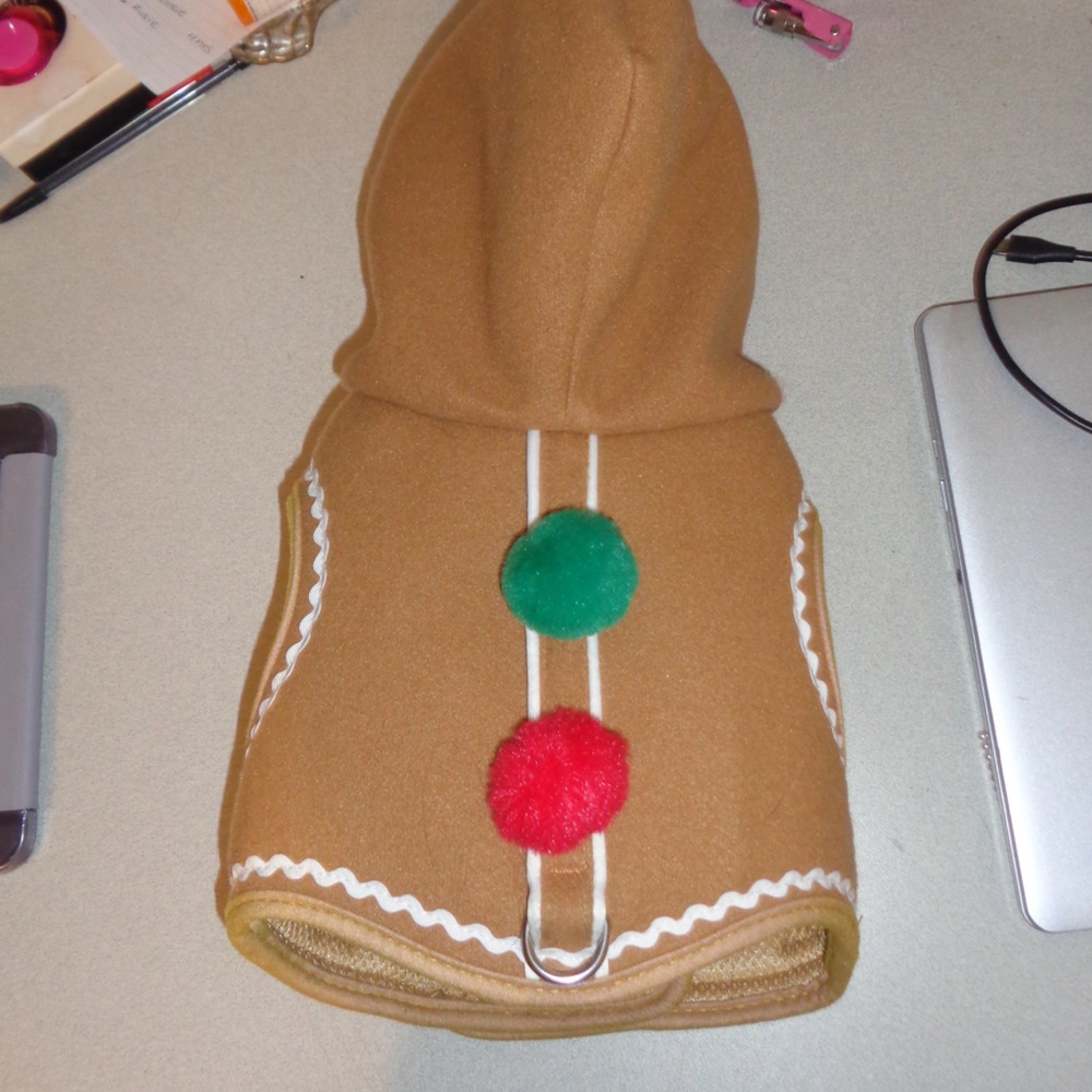 Gingerbread Hooded Pet harness